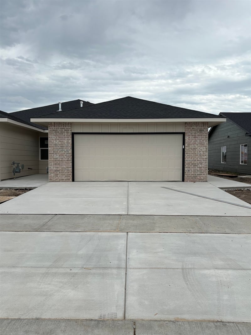 2916 S Denene St Unit 200, Wichita, KS 67215