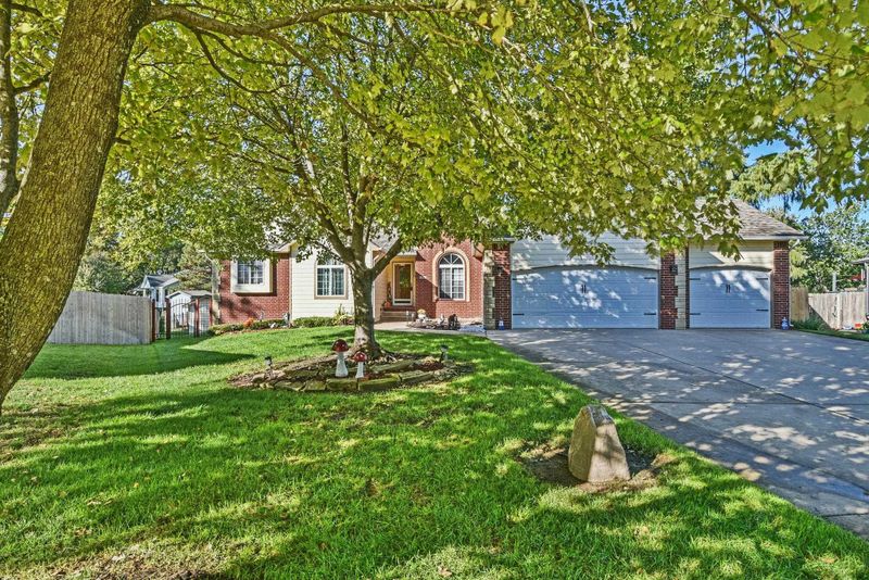 12705 W Hendryx Ct, Wichita, KS 67235
