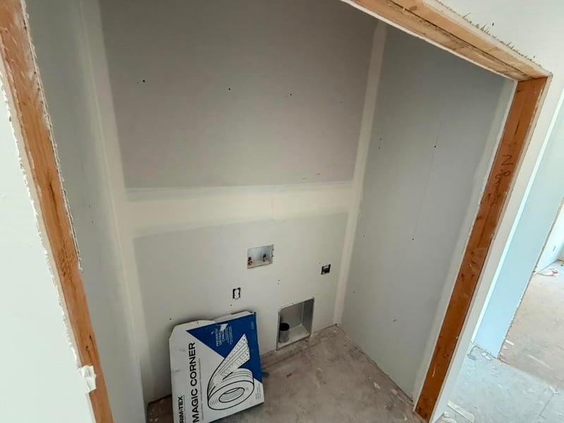 8985 N Joshua St, Bel Aire, KS 67226