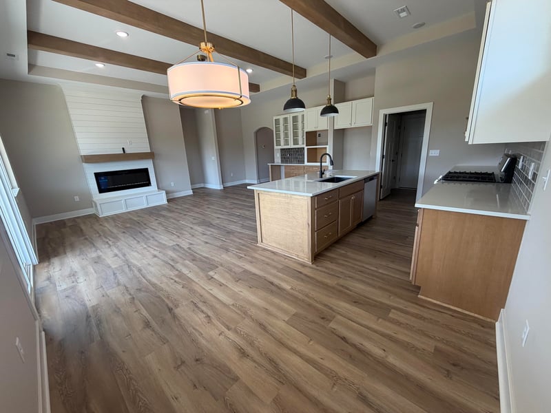 706 N Rainbow Lake Ct, Wichita, KS 67235