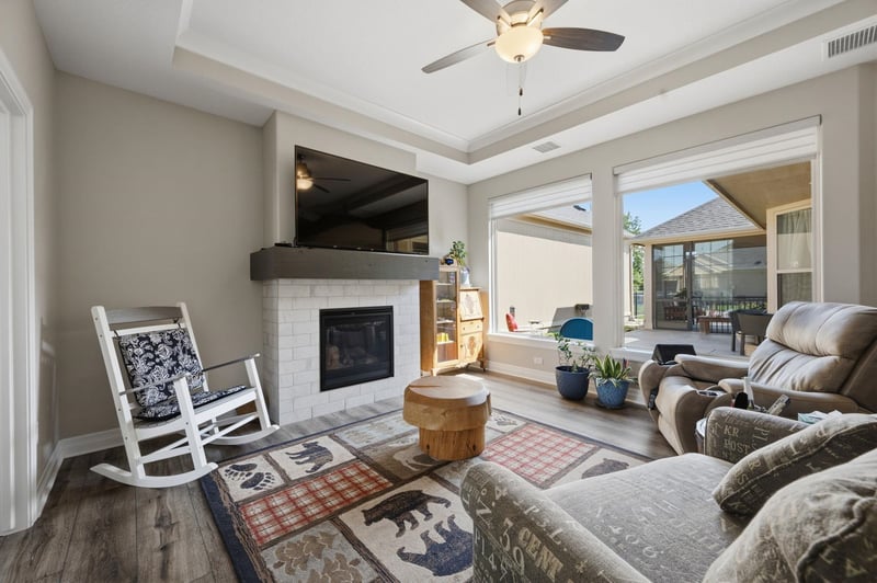 931 E Clearlake, Derby, KS 67037