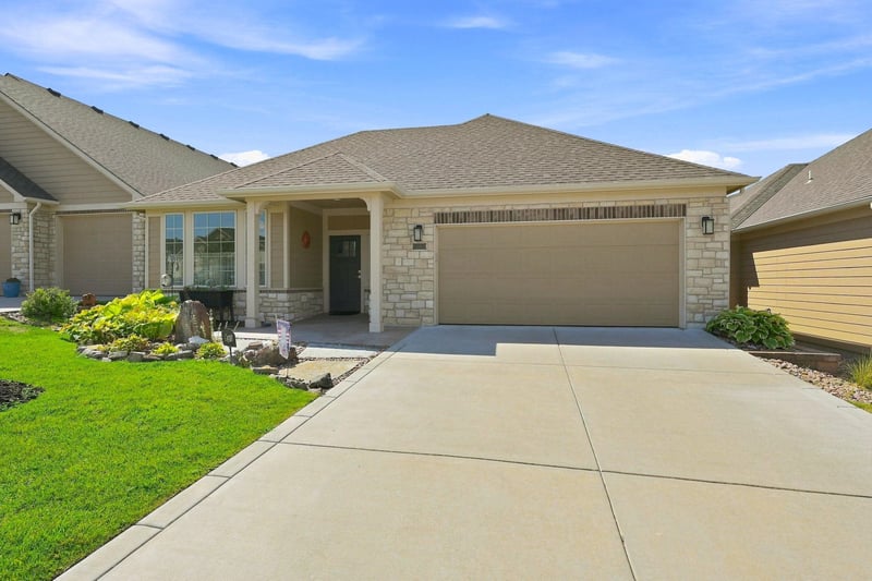 931 E Clearlake, Derby, KS 67037