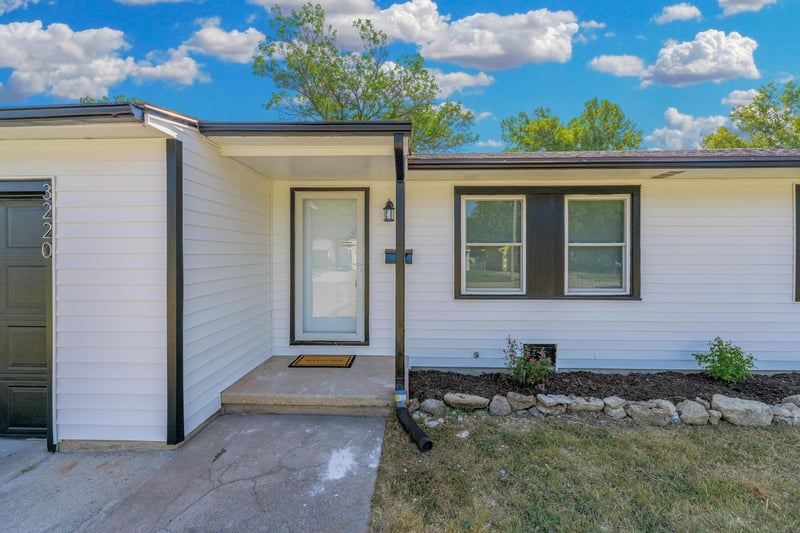 3220 S Downtain, Wichita, KS 67217
