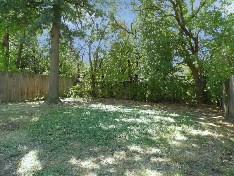 1217 S Linden St, Wichita, KS 67207