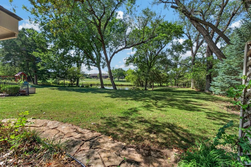 607 N Brookhaven Dr, Wichita, KS 67230