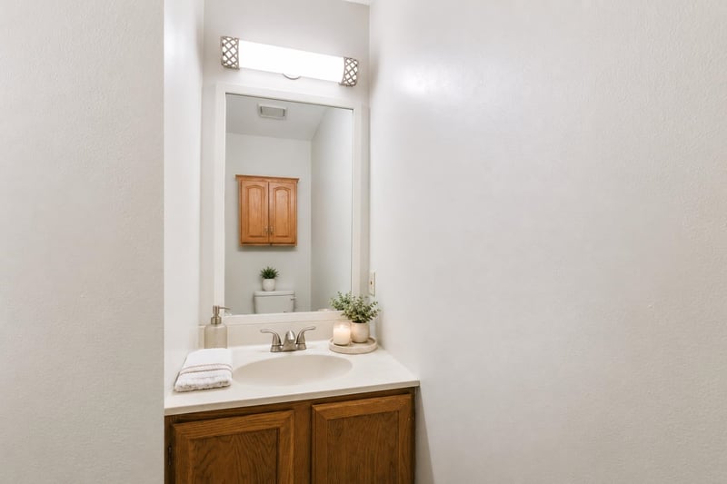 4115 W Zoo Blvd #501, Wichita, KS 67212