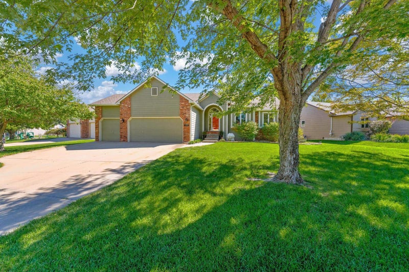 11421 W Central Park St, Wichita, KS 67205-2029