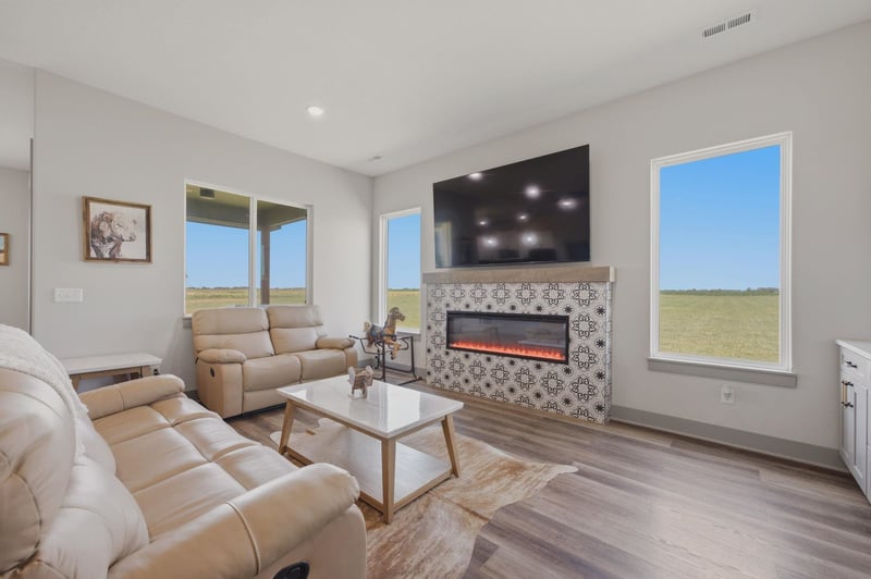 16356 NE 4th, Cheney, KS 67025