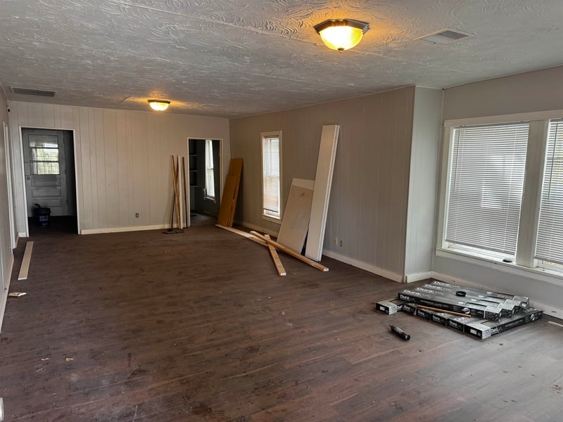 206 S Rose Hill Rd, Rose Hill, KS 67133