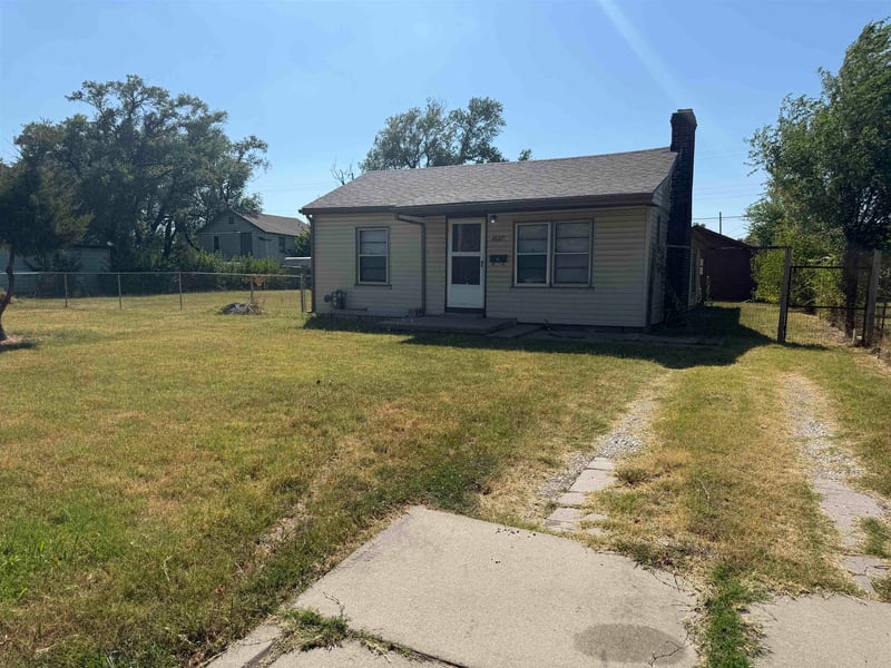 1627 S Sedgwick St, Wichita, KS 67213