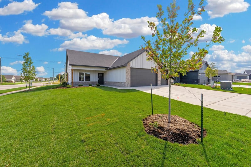701 N Wheatland Ct, Wichita, KS 67235