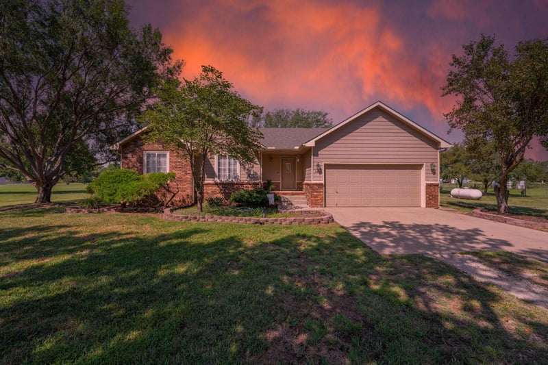 1411 N Fortner Rd, Peck, KS 67120