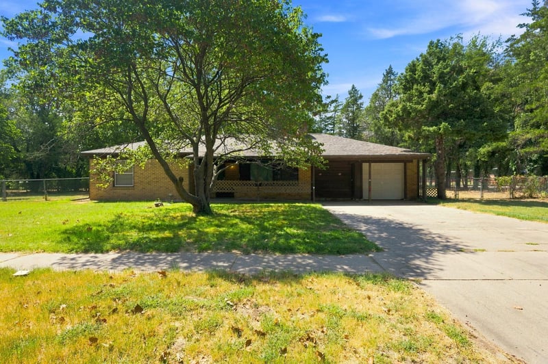 3259 N Coolidge Ave, Wichita, KS 67204-4250