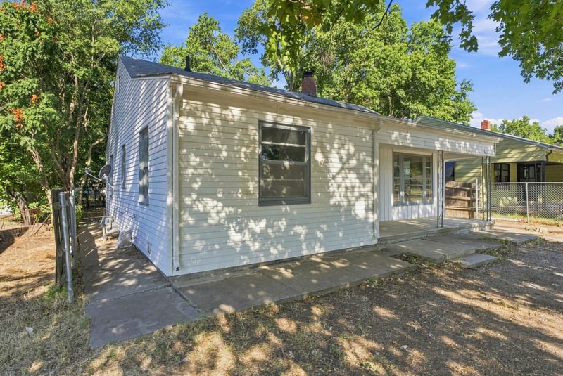 815 N Oliver Ave, Wichita, KS 67208