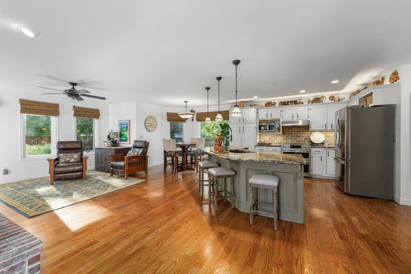 820 N Sagebrush, Wichita, KS 67230