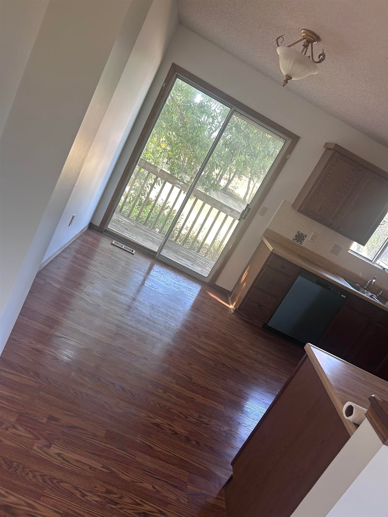 335 N Tomahawk St, Kechi, KS 67067