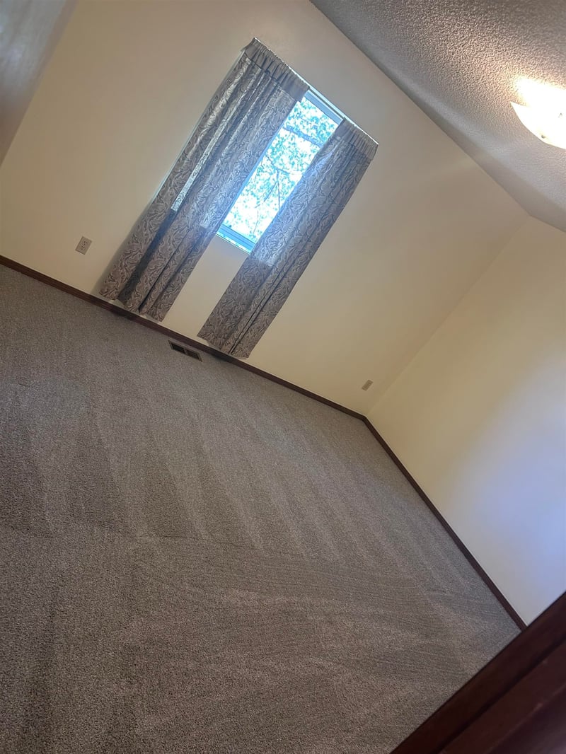 335 N Tomahawk St, Kechi, KS 67067