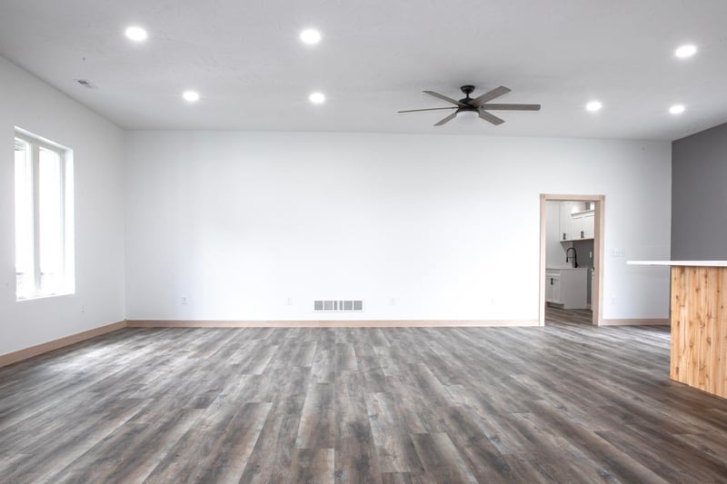 115 E 20th, Beloit, KS 67420