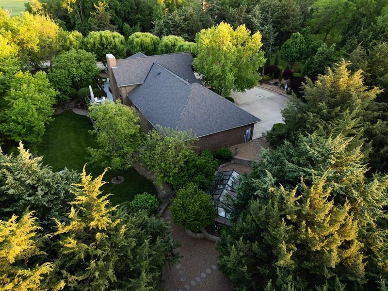 2457 Haven Dr, Abilene, KS 67410
