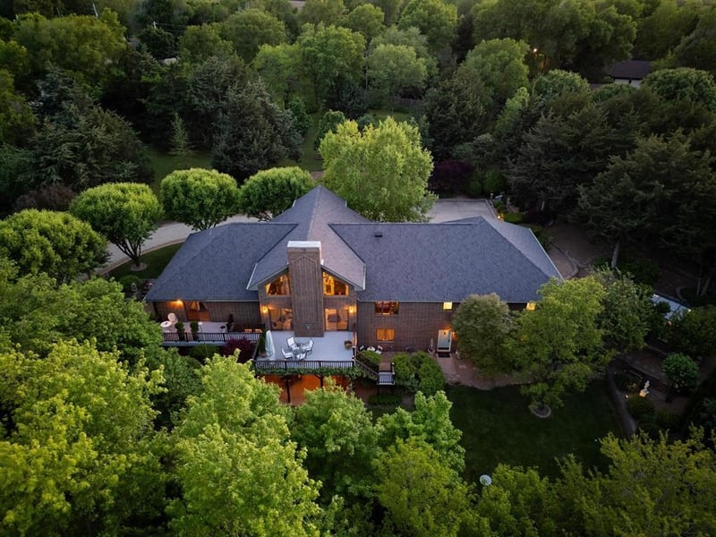 2457 Haven Dr, Abilene, KS 67410