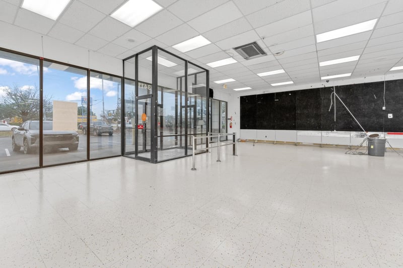 3411 N Rock Rd, Wichita, KS 67226