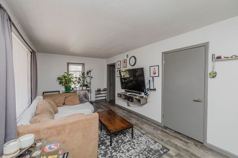 3123 W Kay, Wichita, KS 67213