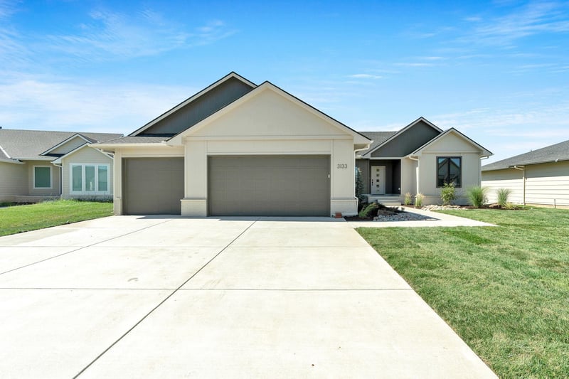 3133 Pine Grove Cir, Wichita, KS 67205
