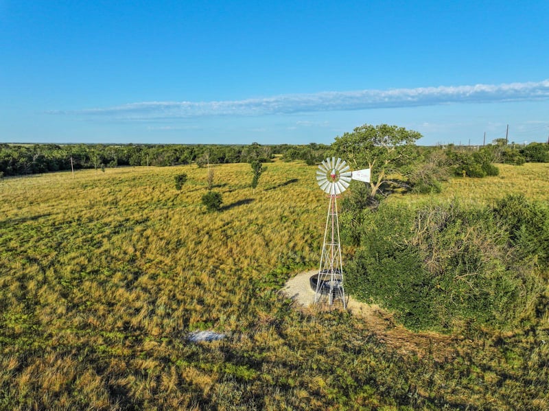 504 SW Hunter Rd, Towanda, KS 67144