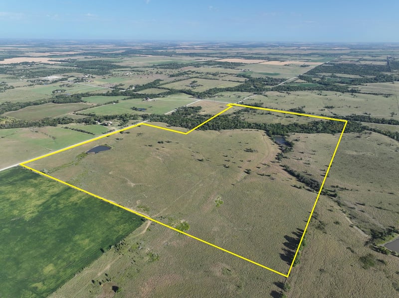 504 SW Hunter Rd, Towanda, KS 67144