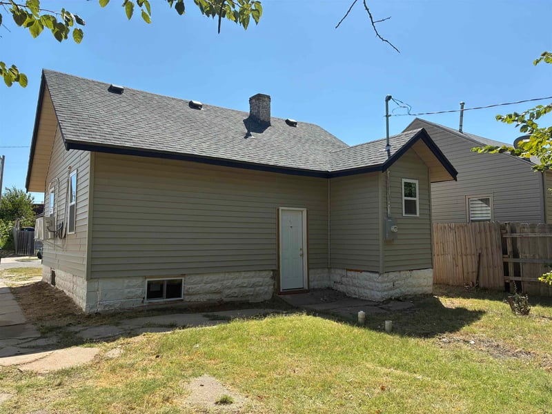 1339 N Lorraine Ave, Wichita, KS 67214