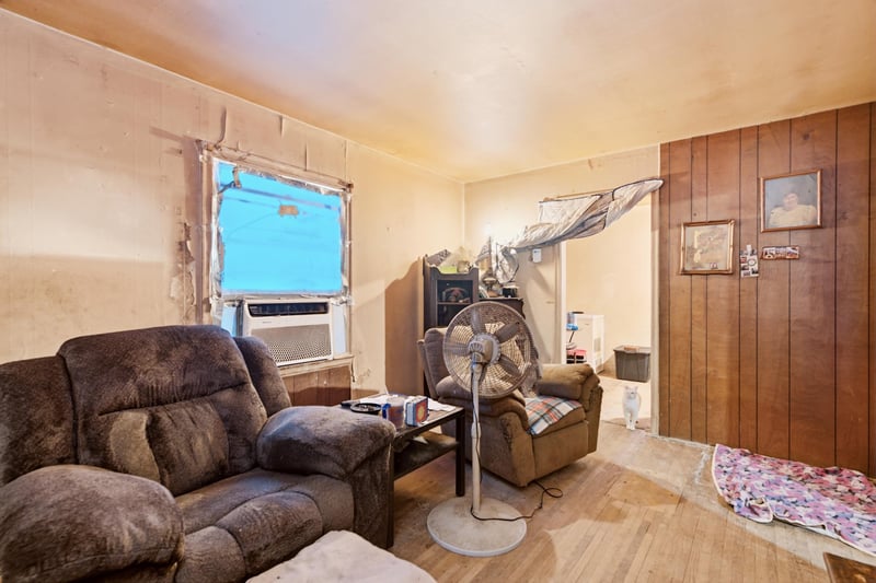 2555 S Ellis Ave, Wichita, KS 67216