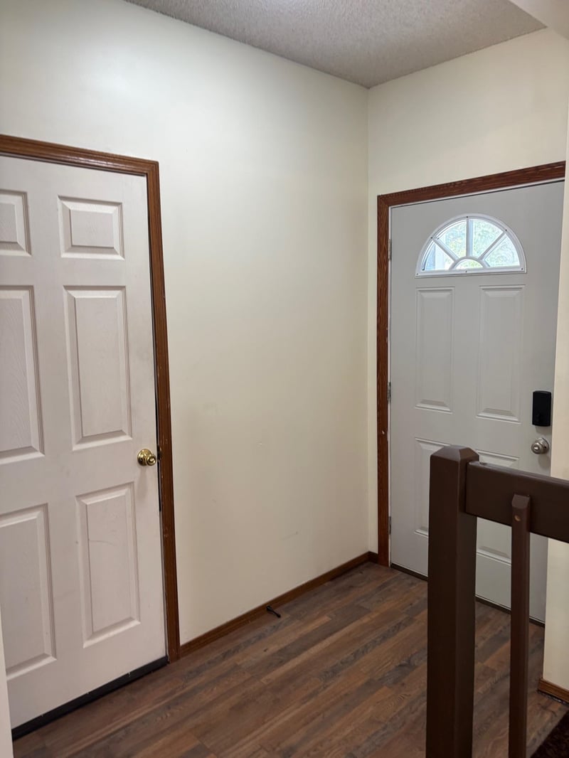 5810 W 37th St S, Wichita, KS 67215