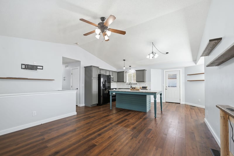 11706 W Westport, Wichita, KS 67212