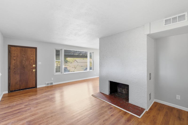 1568 N Harvard Ave, Wichita, KS 67208