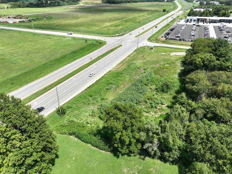 0000 Hwy 24, Manhattan, KS 66502