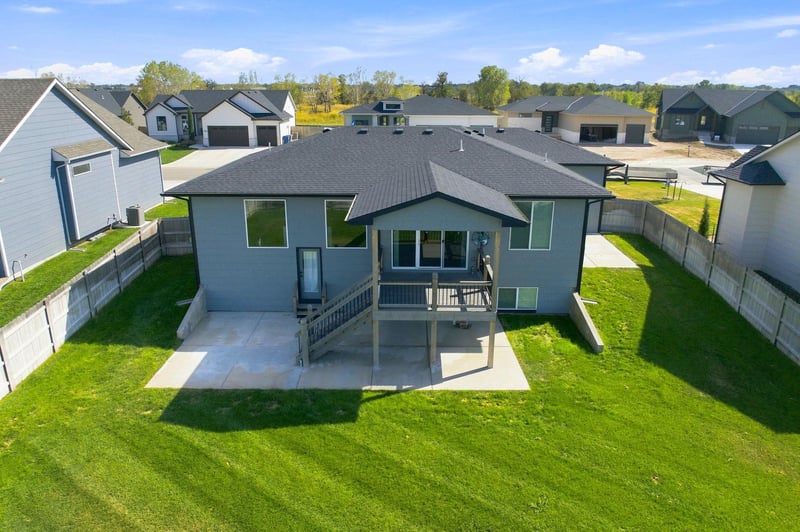 5885 N Saint Paul Ct, Wichita, KS 67204