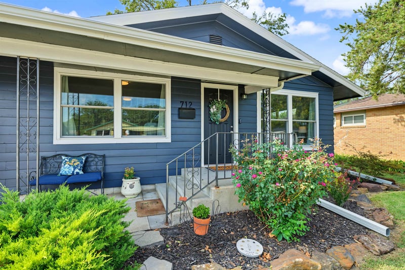 712 Ralph, Salina, KS 67401