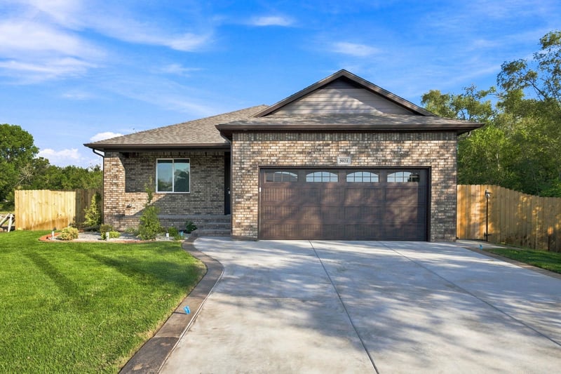 5021 S Osage Cir, Wichita, KS 67217