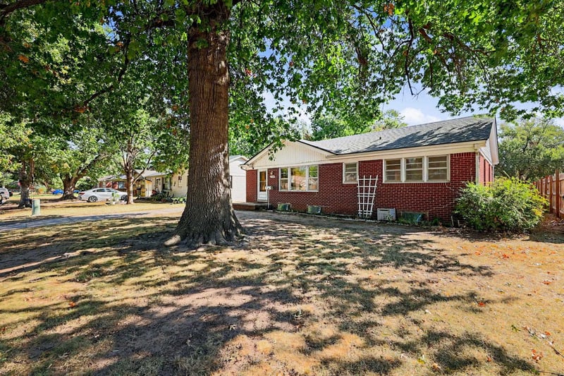 1526 N Gow, Wichita, KS 67203