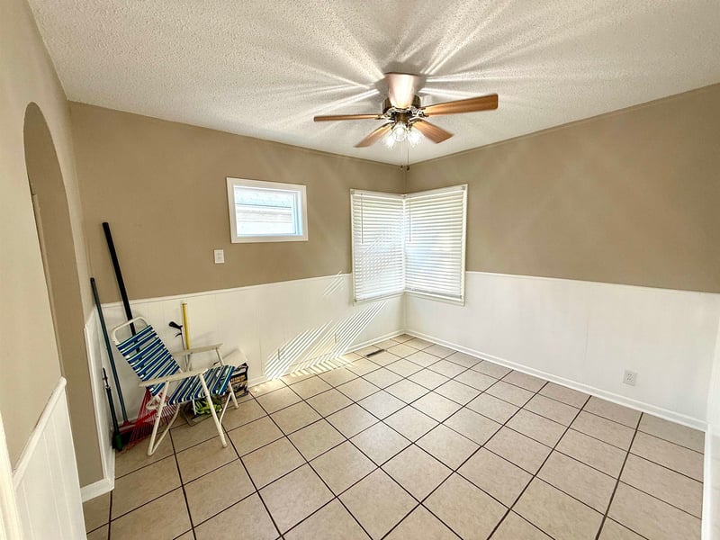 1757 S Washington St, Wichita, KS 67217