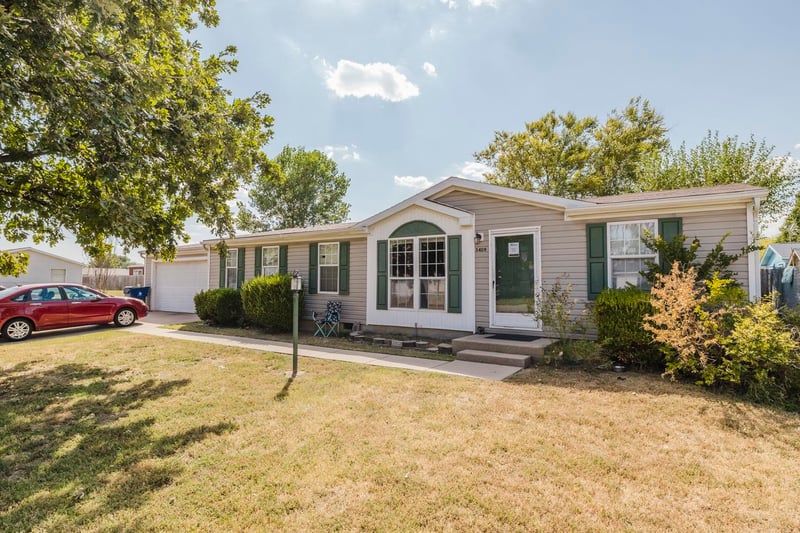 5409 S Vine St, Wichita, KS 67217