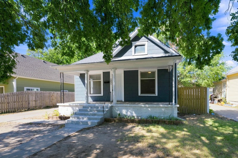 2035 N Park Pl, Wichita, KS 67203