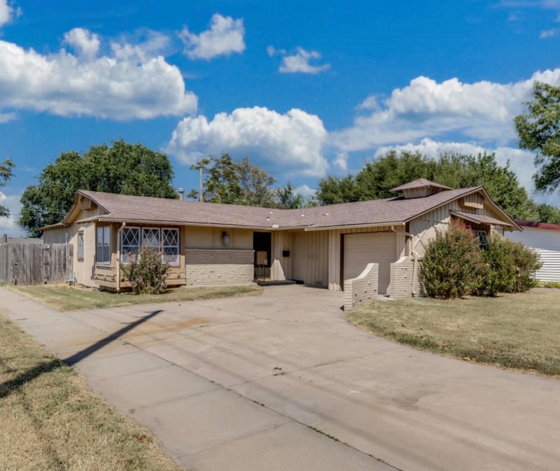 3926 W Westlawn St, Wichita, KS 67203