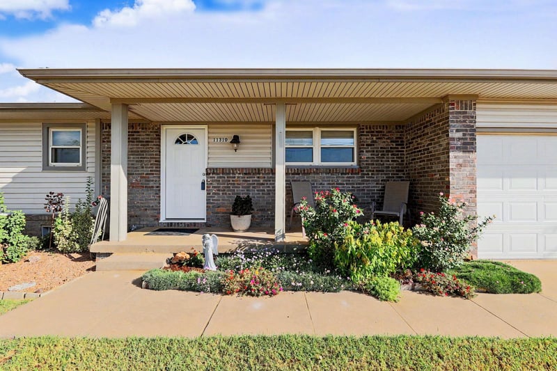 11310 W Macarthur Ave, Wichita, KS 67215