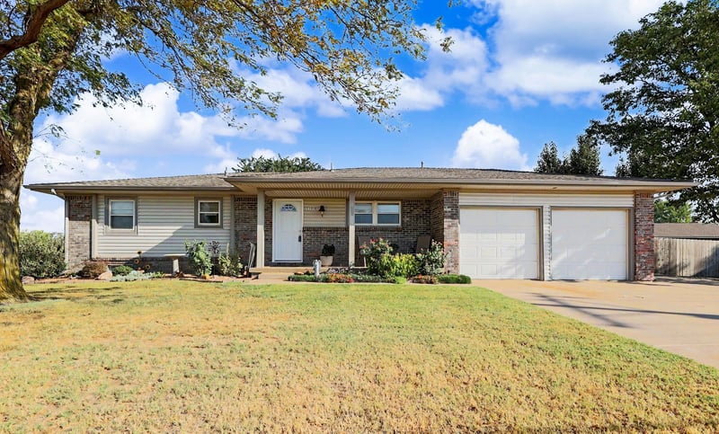 11310 W Macarthur Ave, Wichita, KS 67215
