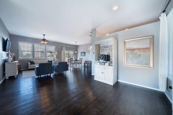 2362 N Sandplum St, Wichita, KS 67205