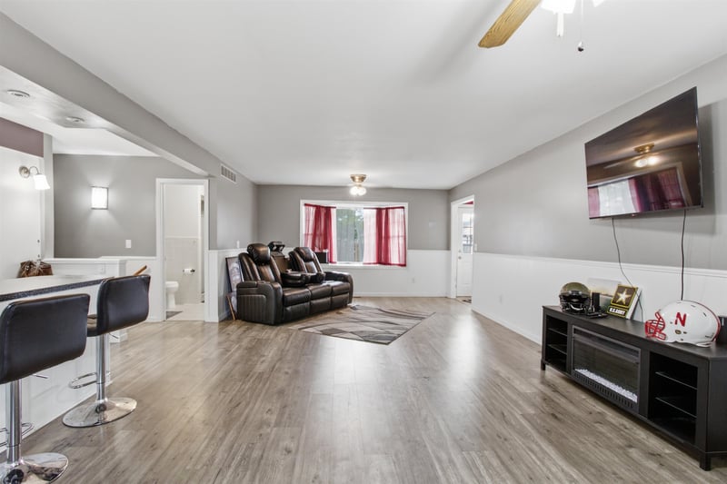 905 Loomis, Garden Plain, KS 67050-5024