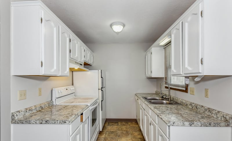 6808 W Par Ln, Wichita, KS 67212