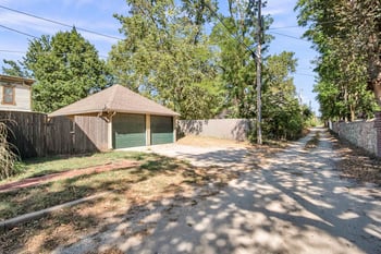 316 N Pine St /318 N Pine St, Newton, KS 67114