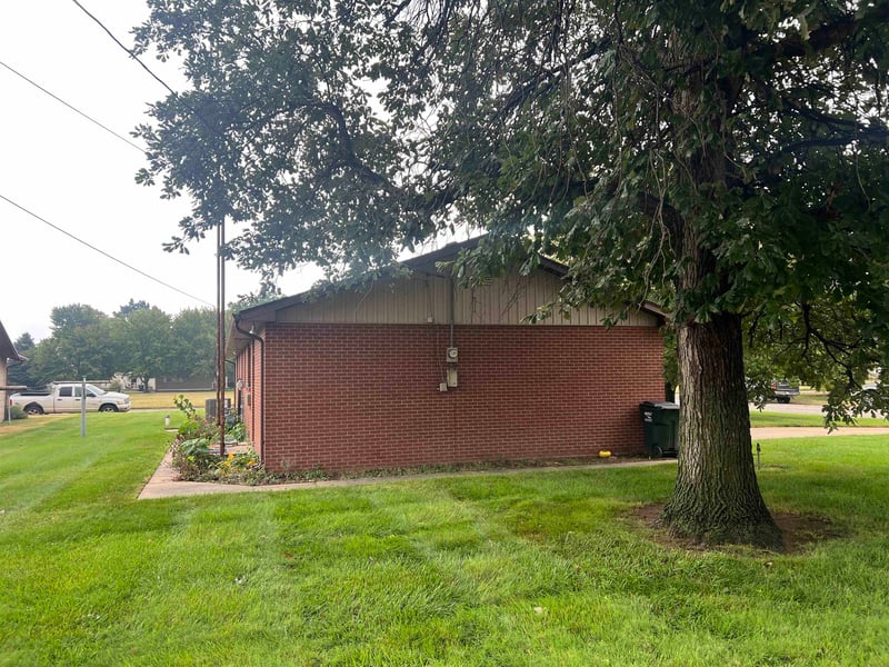 411 E 2nd, St John, KS 67576